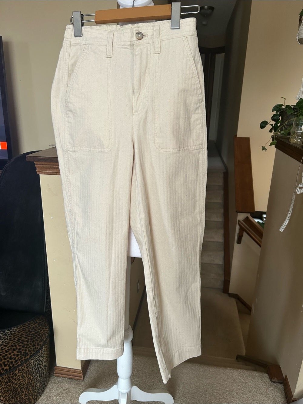 Madewell Cream Stretch Straight-Leg Twill pants with Patch pockets